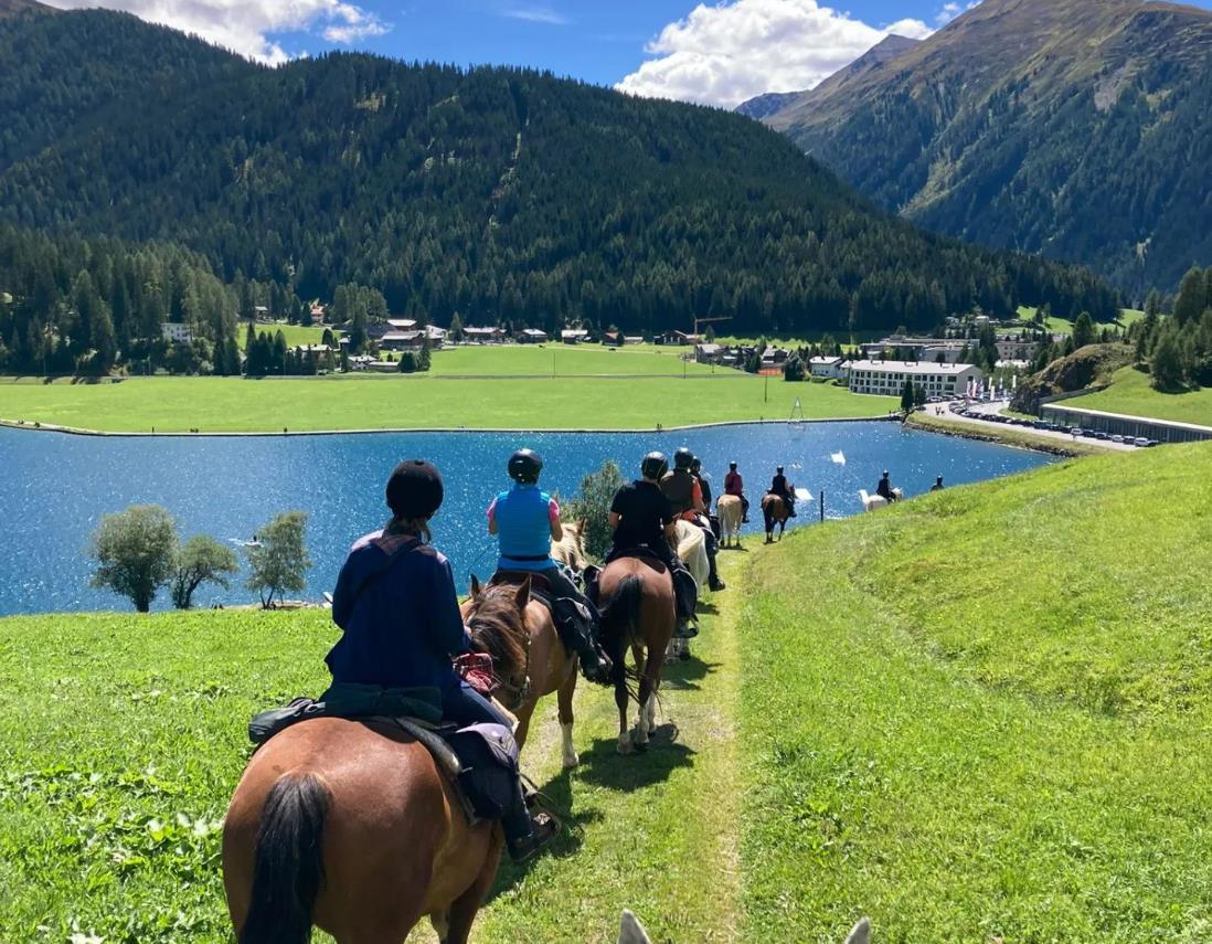 3 Tagesritte im Pättigau und Bündnerherrschaft ab Grüsch GR