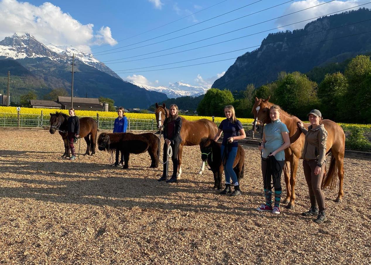 Rainbow-Ranch, 8866 Ziegelbrücke (GL)